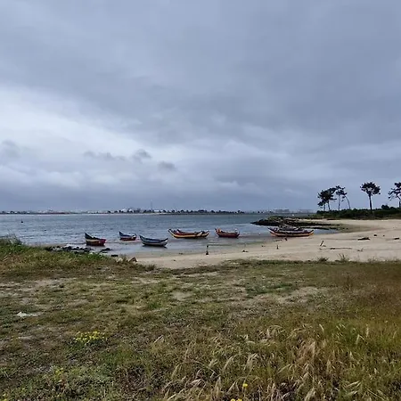 Holiday home Casa Camarinhas Aveiro